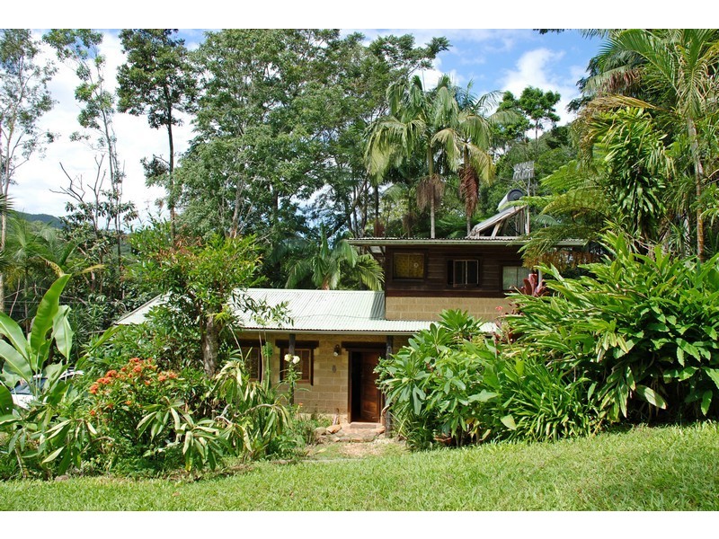 7 Sunrise Place, Uki NSW 2484