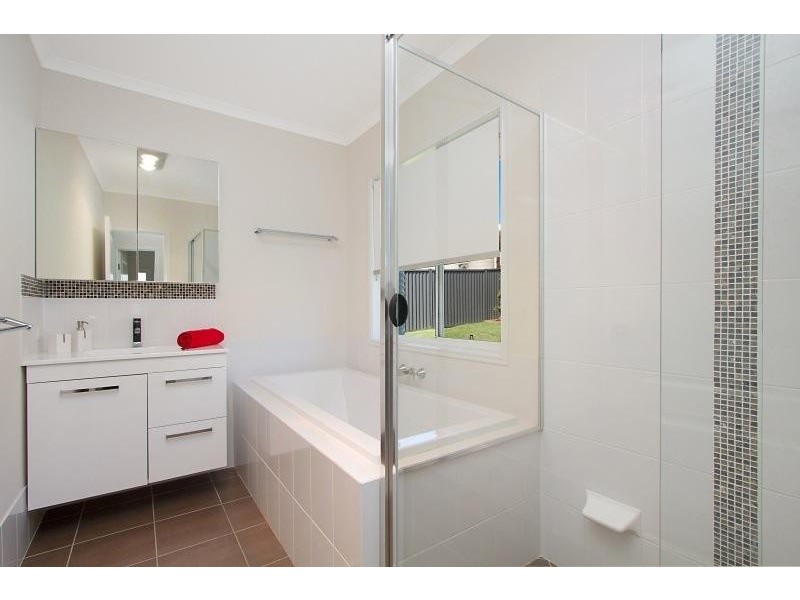 27 Sovereign Way, Murwillumbah NSW 2484