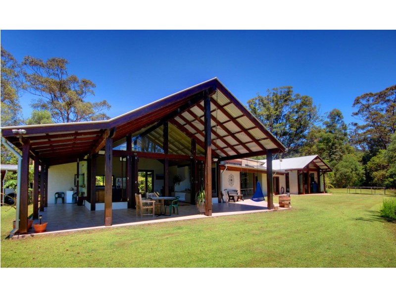 108 Crooks Valley Rd, Crystal Creek NSW 2484