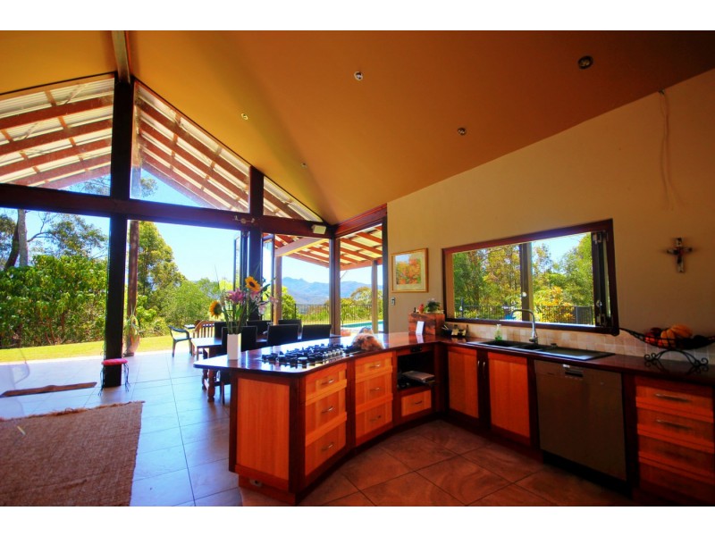 108 Crooks Valley Rd, Crystal Creek NSW 2484