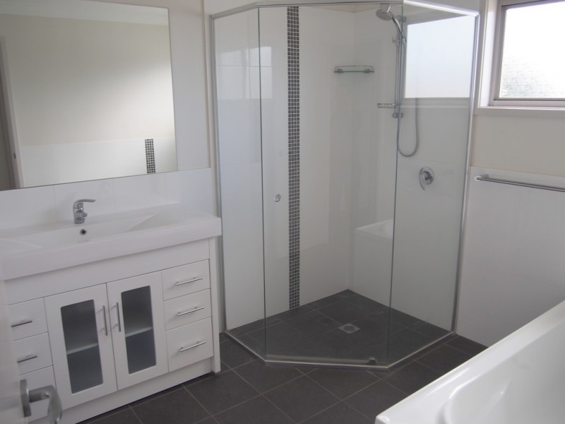 2/10 Gold Leaf Crescent, Murwillumbah NSW 2484