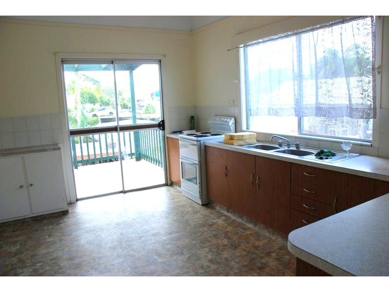 15 Stafford St, Murwillumbah NSW 2484