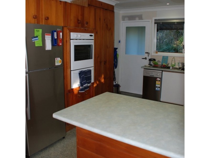 2 Ryder Street, Uki NSW 2484