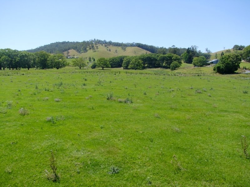 6 Blackwoods Road, Nobbys Creek NSW 2484