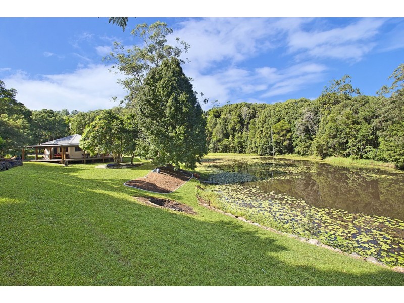 92 Braeside Drive, Uki NSW 2484