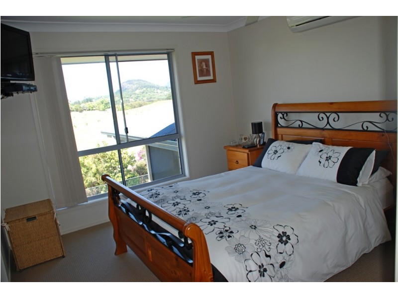 44 Castlefield Drive, Murwillumbah NSW 2484