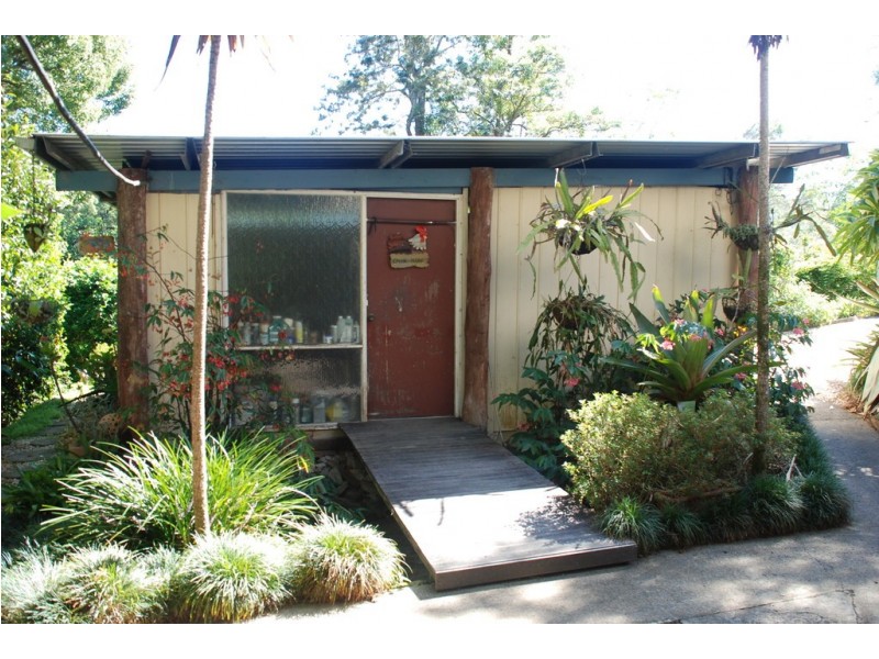 10 Clareville Street, Uki NSW 2484