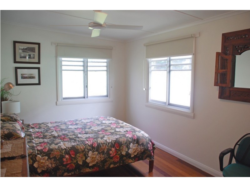 70 Riverside Drive, Tumbulgum NSW 2490