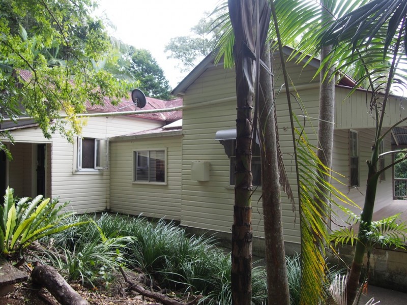 114 Crooks Valley Road, Crystal Creek NSW 2484