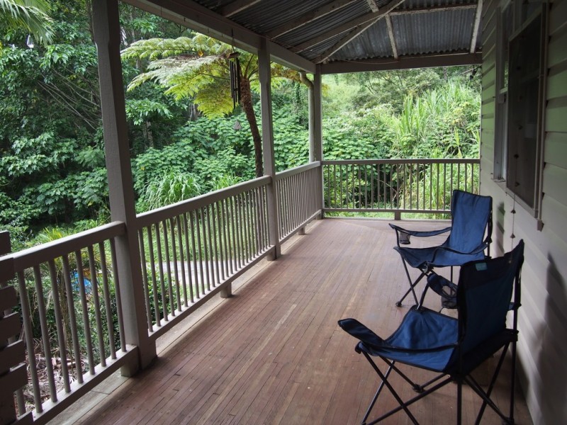 114 Crooks Valley Road, Crystal Creek NSW 2484