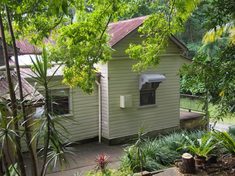 114 Crooks Valley Road, Crystal Creek NSW 2484