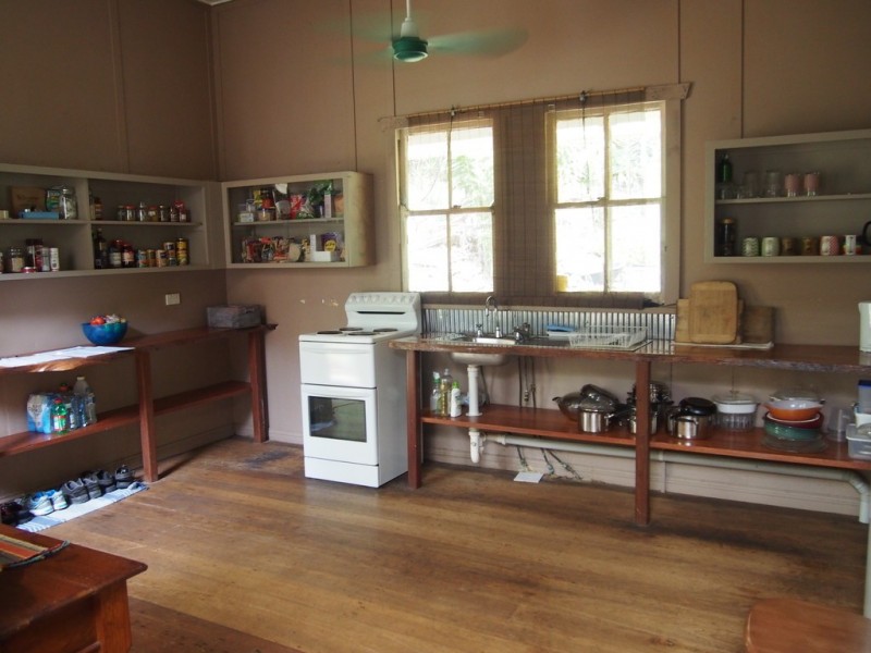 114 Crooks Valley Road, Crystal Creek NSW 2484