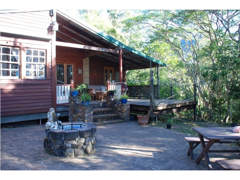 107 Youngs Road, Limpinwood NSW 2484