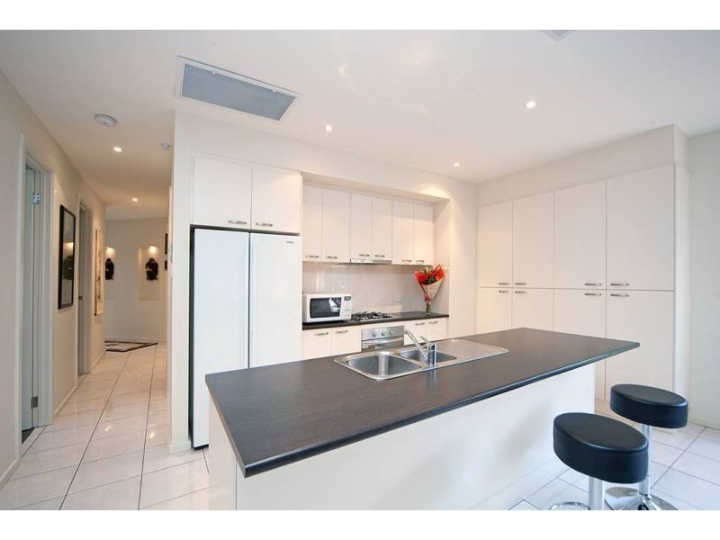 4 Mossman Street, Mawson Lakes SA 5095