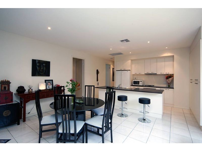 4 Mossman Street, Mawson Lakes SA 5095