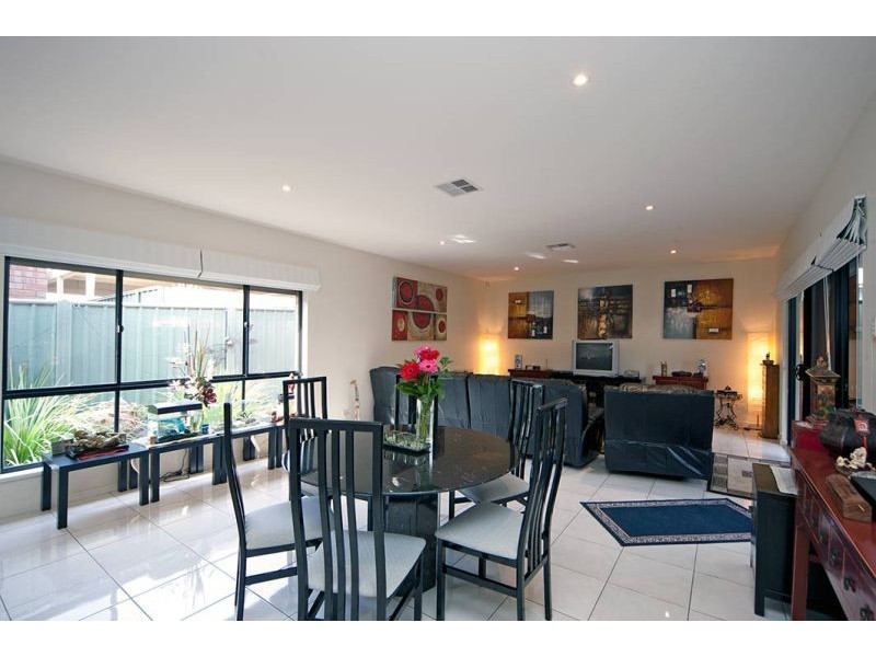 4 Mossman Street, Mawson Lakes SA 5095