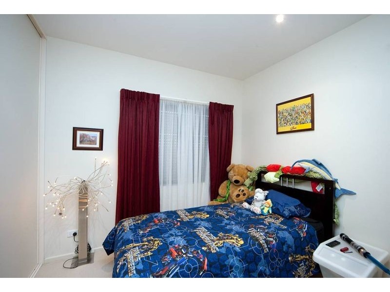 4 Mossman Street, Mawson Lakes SA 5095