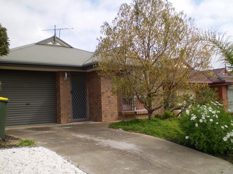5 Chestnut grove, Hillbank SA 5112