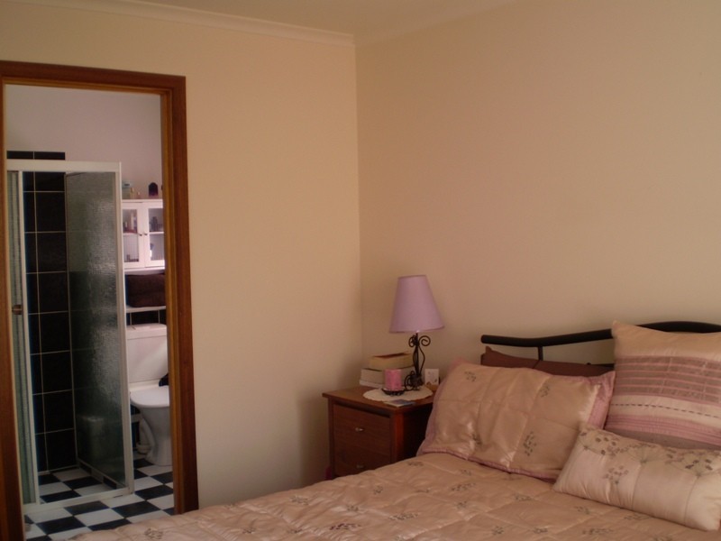 5 Chestnut grove, Hillbank SA 5112