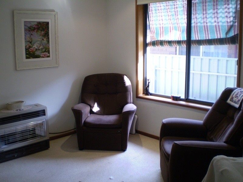 5 Chestnut grove, Hillbank SA 5112