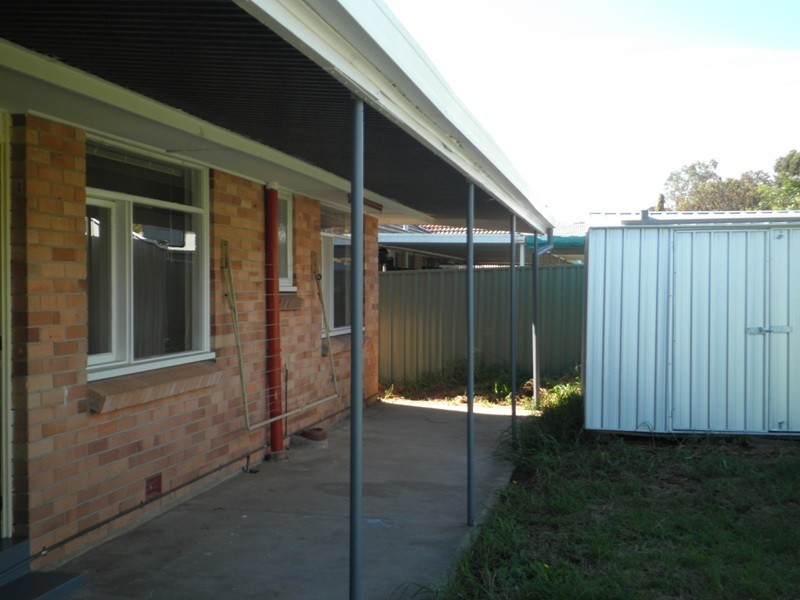 15 Dewer Avenue, Ridgehaven SA 5097