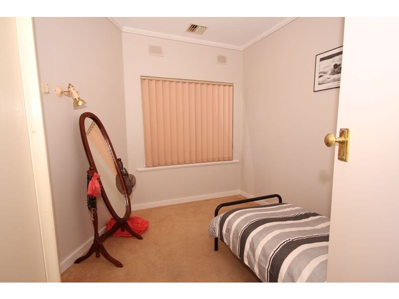 17 Sunnyview Crescent, Ridgehaven SA 5097