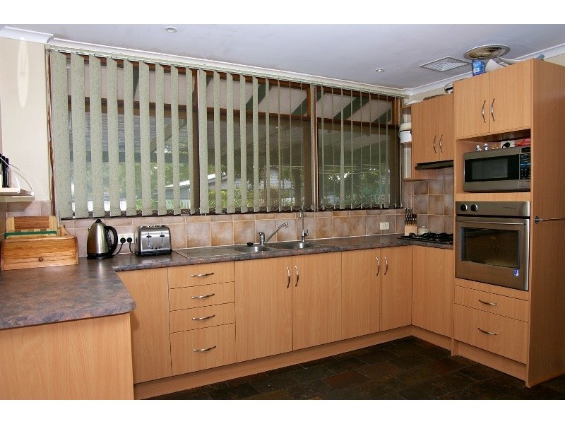 12 Linton Street, Banksia Park SA 5091