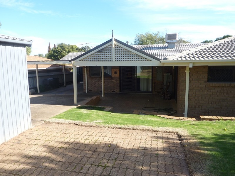 21 Kestral way, Modbury Heights SA 5092