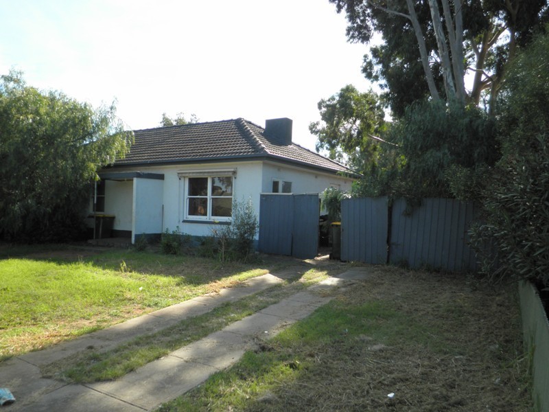 11 Coulter Street, Elizabeth Park SA 5113
