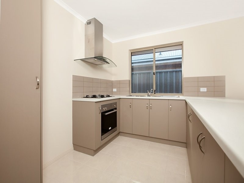 8 Kerang Street, Andrews Farm SA 5114