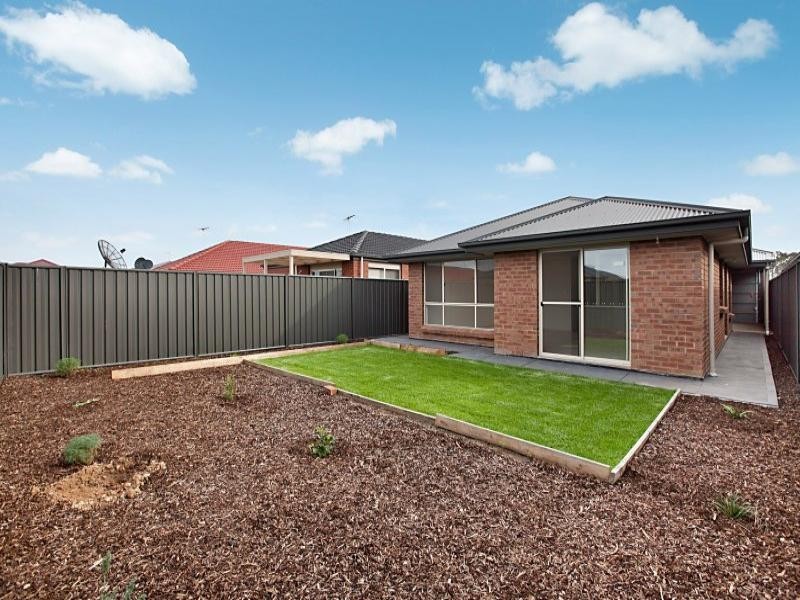 8 Kerang Street, Andrews Farm SA 5114