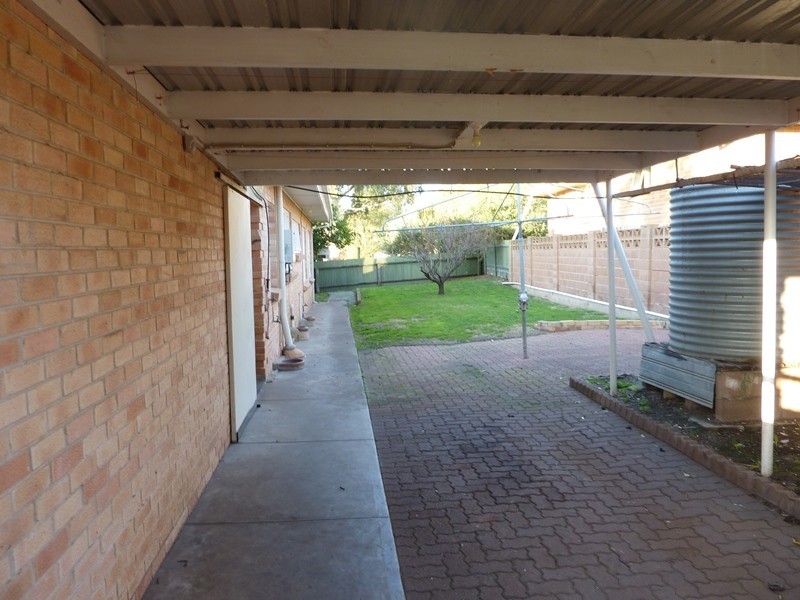 56 Pauls Drive, Valley View SA 5093