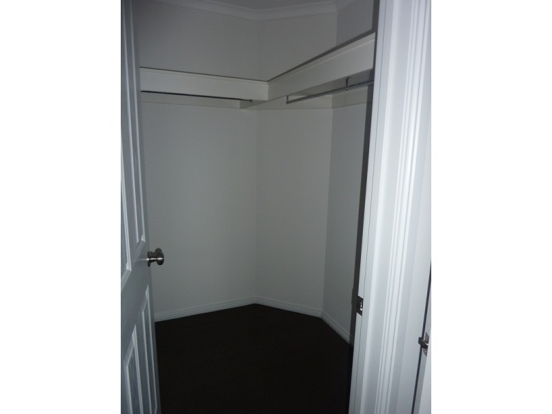 3 Oregon Ave, Andrews Farm SA 5114