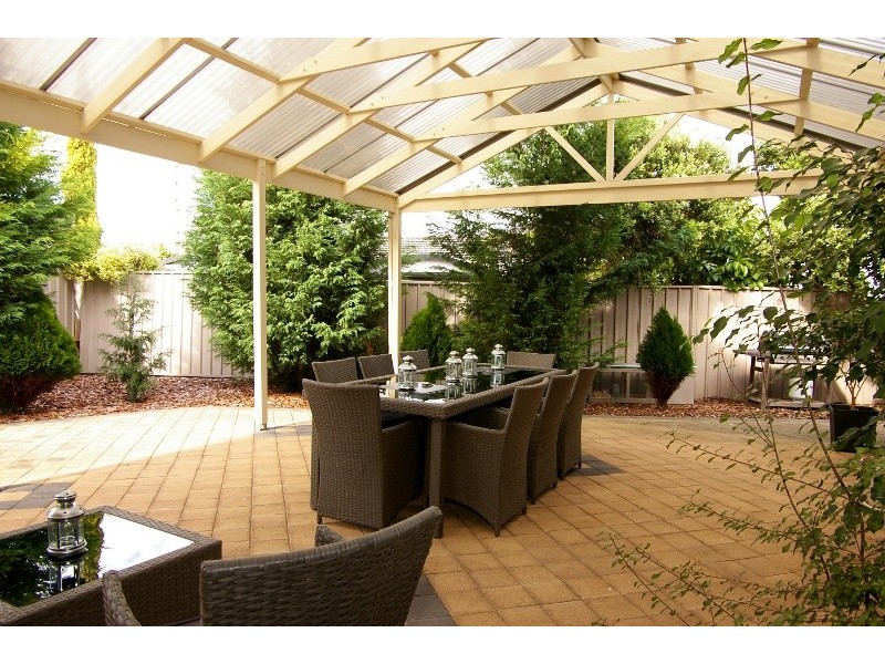 9 Regal Court, Para Hills SA 5096