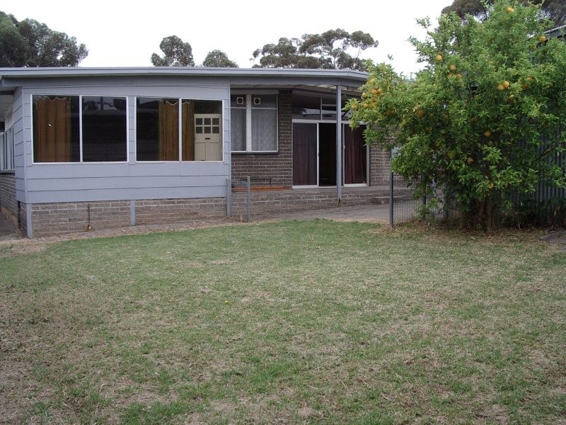 11 Richard Street, Para Hills SA 5096