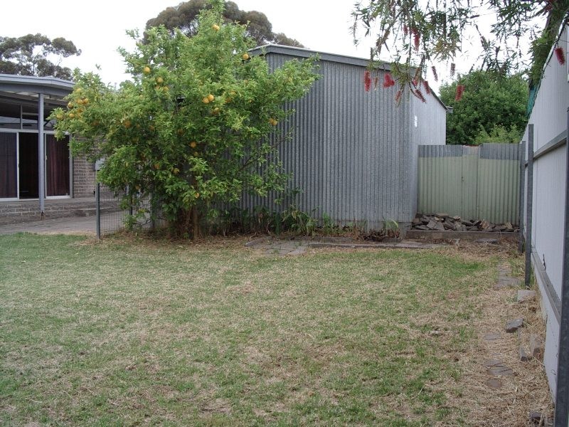 11 Richard Street, Para Hills SA 5096