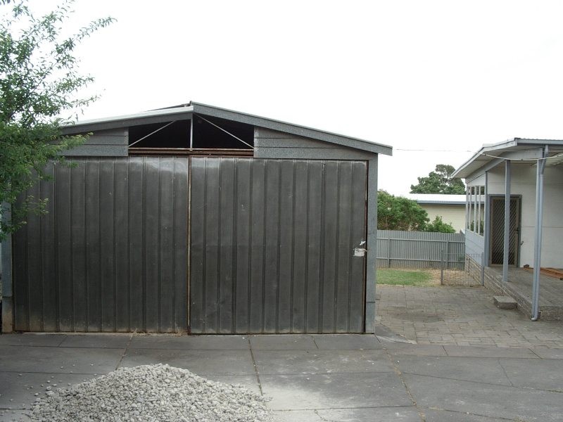 11 Richard Street, Para Hills SA 5096