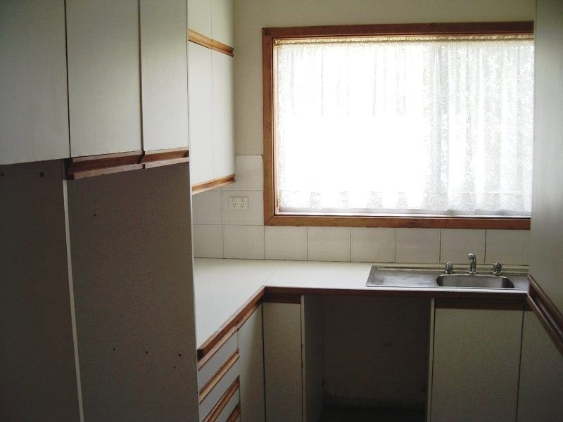 11 Richard Street, Para Hills SA 5096