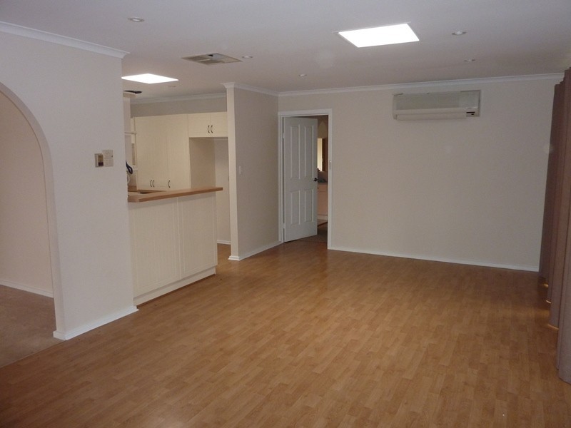 3 Lithgow Court, Redwood Park SA 5097