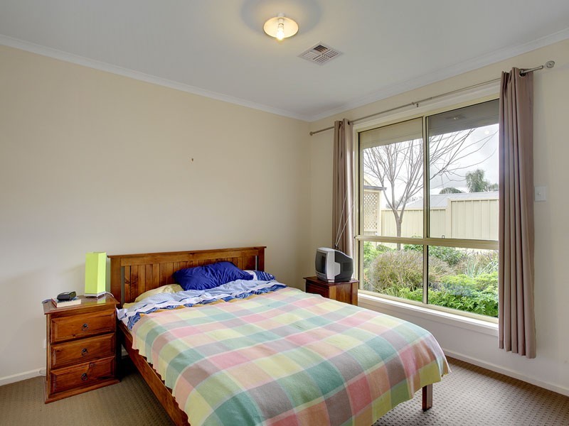 14 Cowra Avenue, Gilles Plains SA 5086