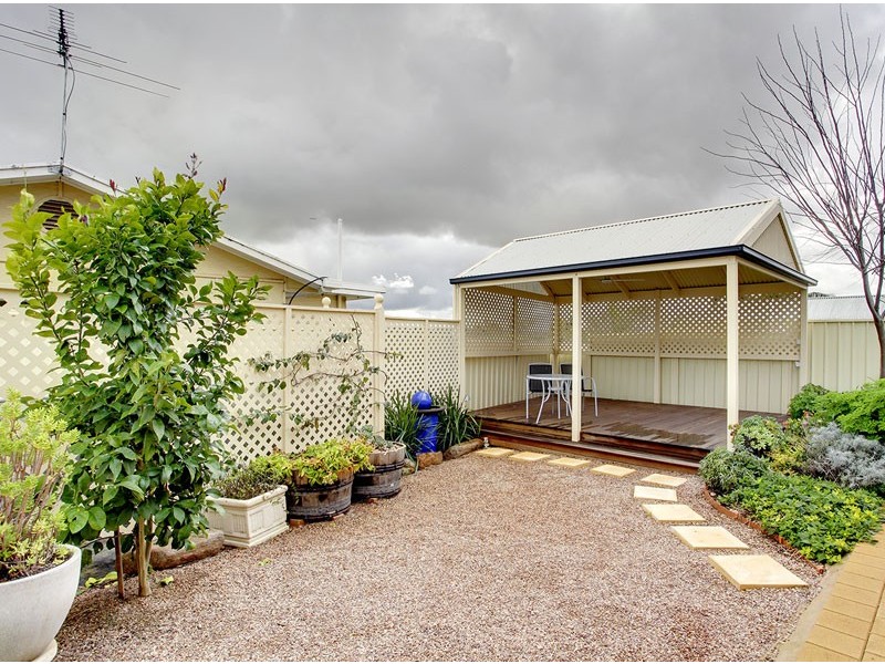 14 Cowra Avenue, Gilles Plains SA 5086