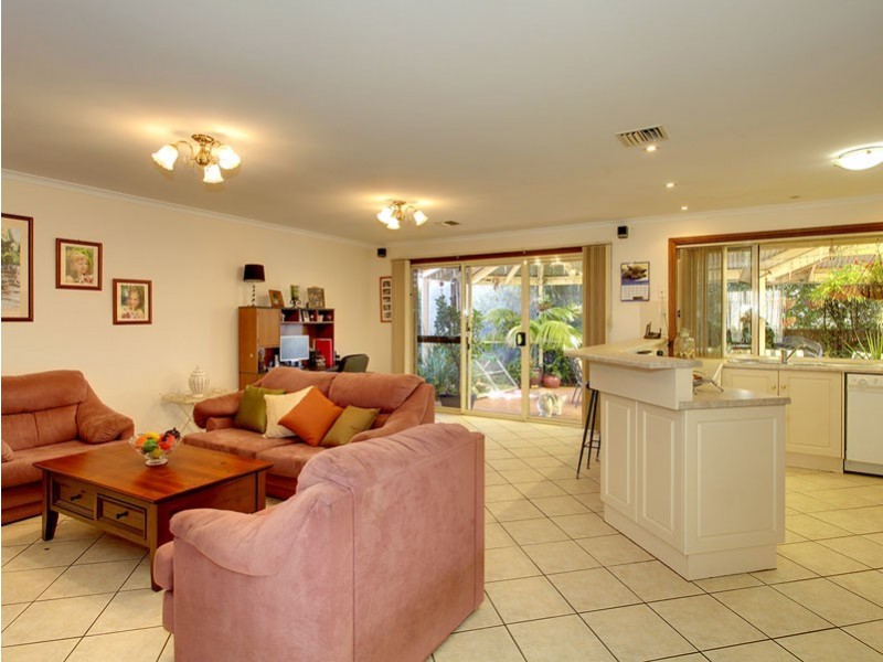 5 Thistleton Court, Greenwith SA 5125