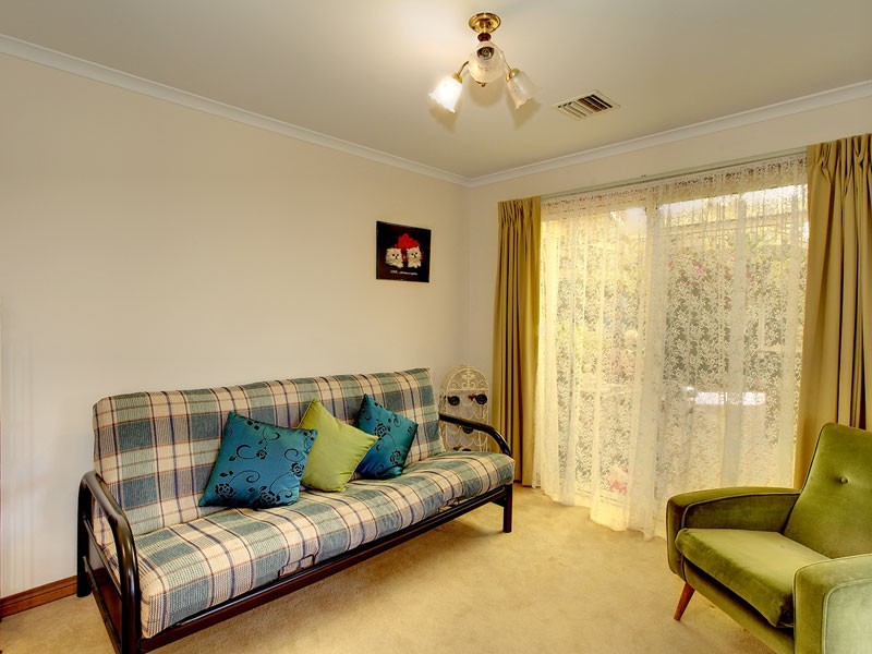 5 Thistleton Court, Greenwith SA 5125