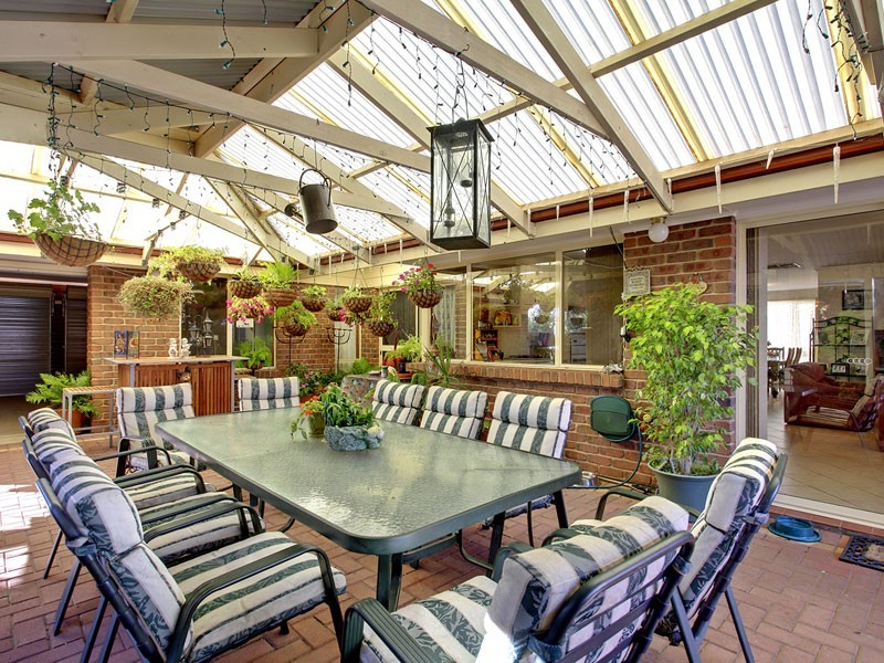 5 Thistleton Court, Greenwith SA 5125