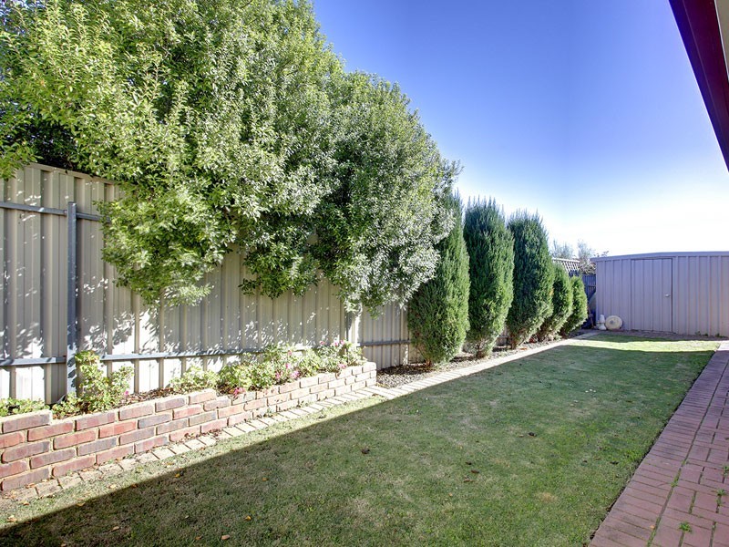 5 Thistleton Court, Greenwith SA 5125