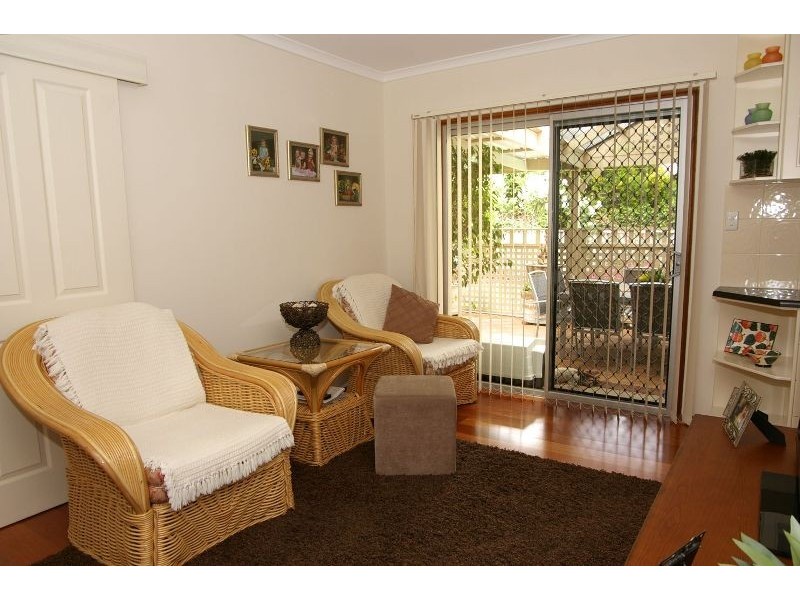 9 Vicenzo Street, Fairview Park SA 5126