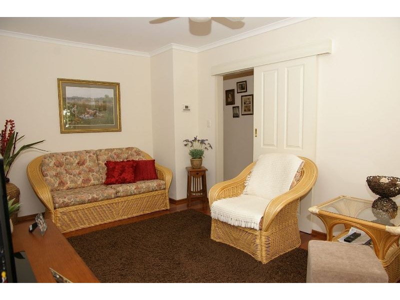 9 Vicenzo Street, Fairview Park SA 5126