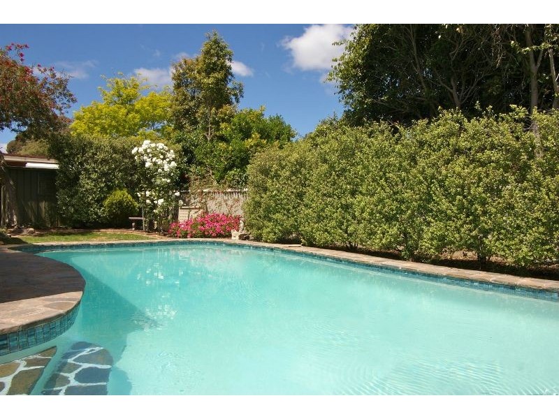 9 Vicenzo Street, Fairview Park SA 5126