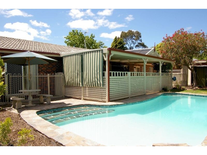 9 Vicenzo Street, Fairview Park SA 5126