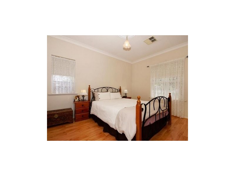 1 Coconut Grove, Golden Grove SA 5125